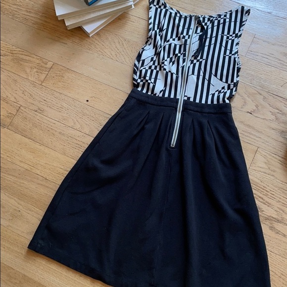 Anthropologie dress, black and white, size 0 - Picture 12 of 13